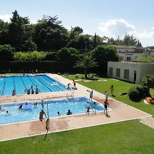 https://camping-alberg-tivissa.catalonia-hotels.com